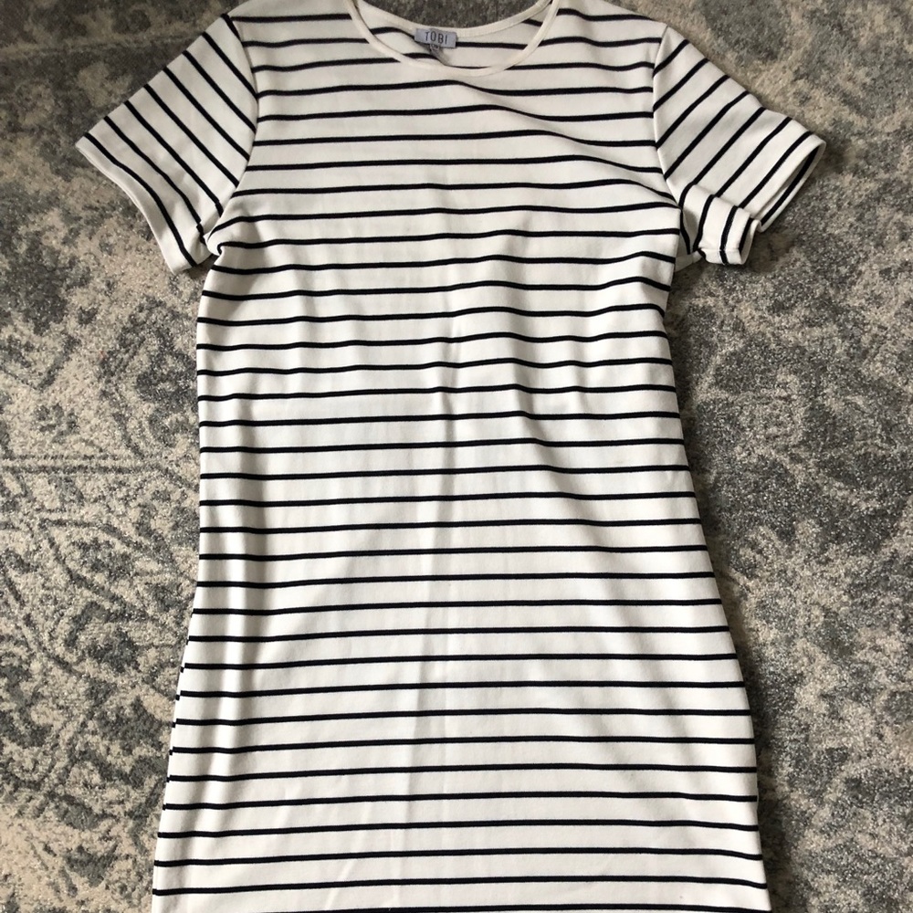 TOBI T-shirt dress